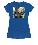 Panda in Tree - Women's T-Shirt