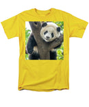 Panda in Tree - Men's T-Shirt  (Regular Fit)