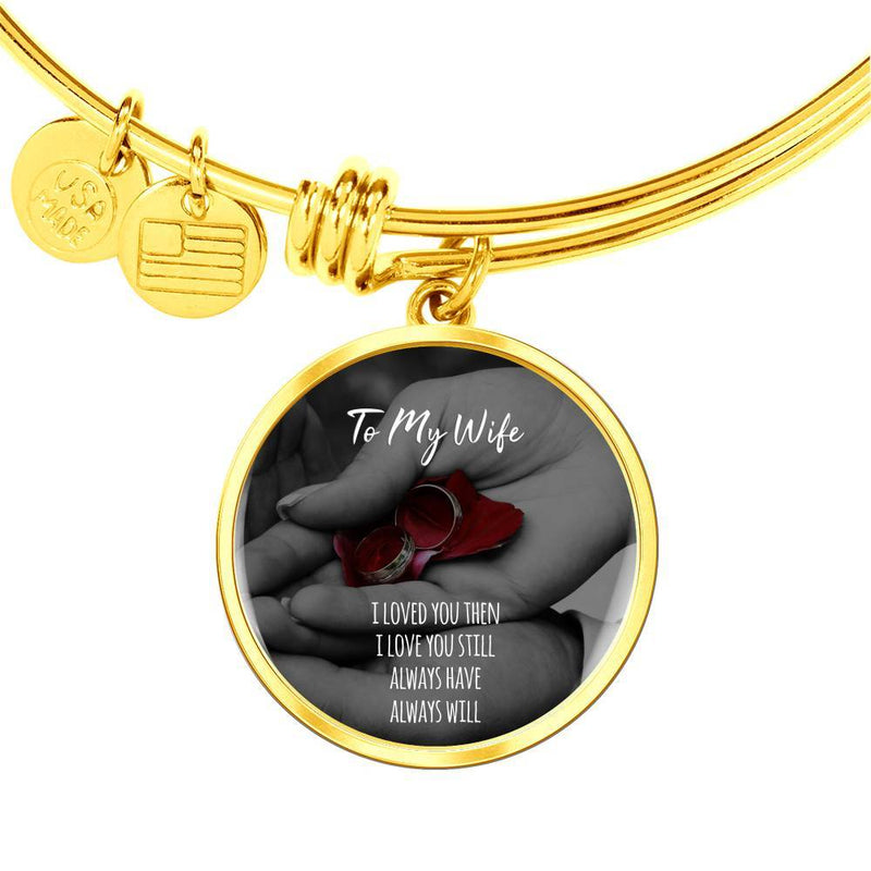 To My Wife - Gold Circle Pendant Bangle