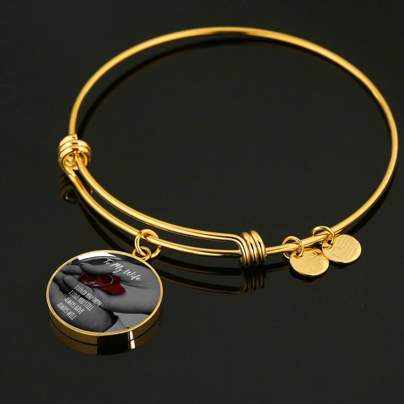 To My Wife - Gold Circle Pendant Bangle