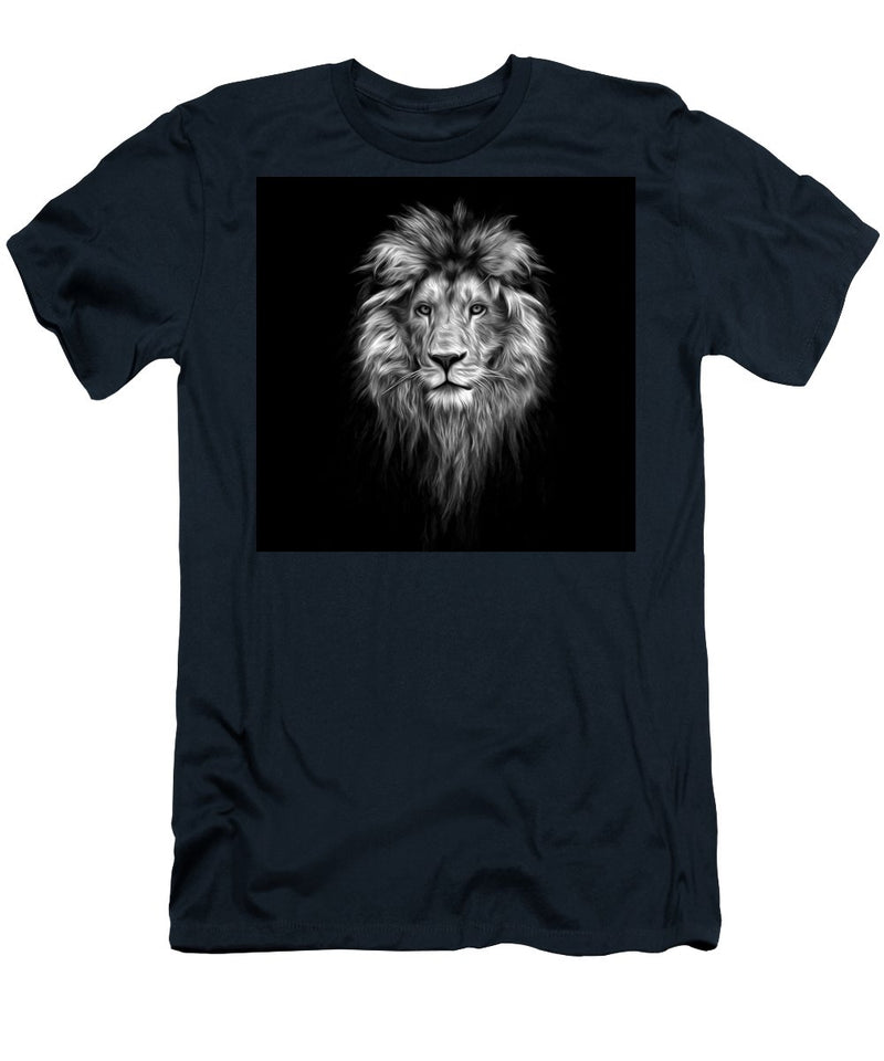 Lion On Black - T-Shirt