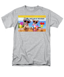 Meet Me At The Beach - Men's T-Shirt  (Regular Fit)
